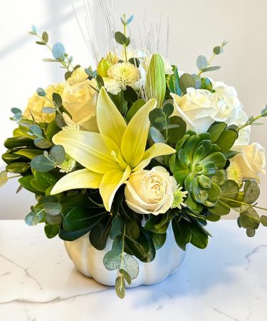 Fall Flowers in Las Vegas - Whispers + Honey